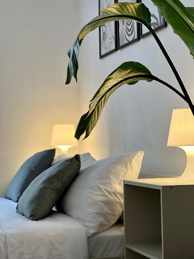 Novi Ligure Private Apartment Exteriör bild