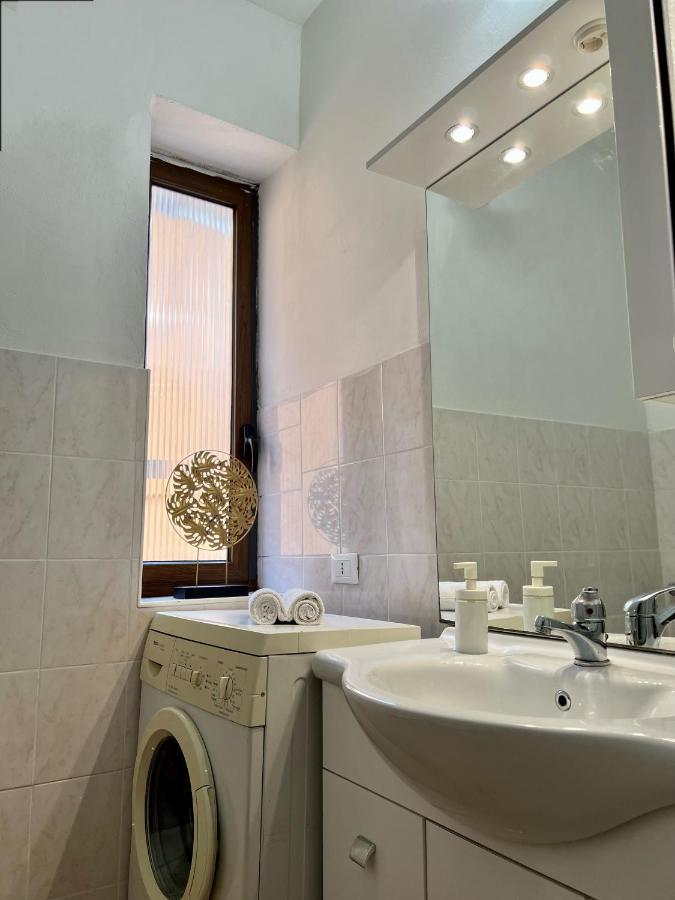 Novi Ligure Private Apartment Exteriör bild