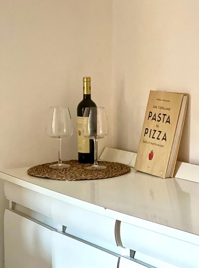 Novi Ligure Private Apartment Exteriör bild